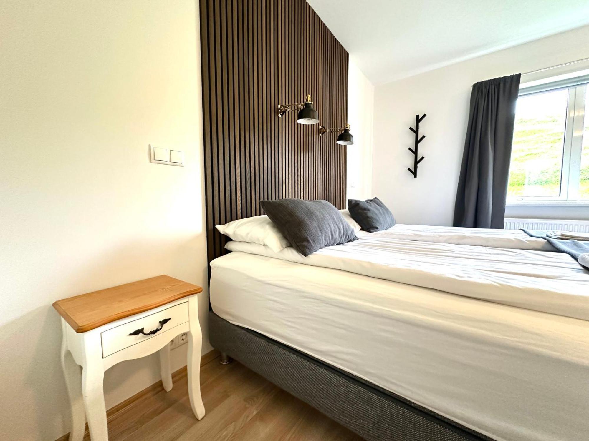 Guesthouse Brunahlith Athaldalur Ngoại thất bức ảnh
